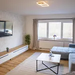 アパート Modernes 100 Qm Mit 2 Schlafzimmern *