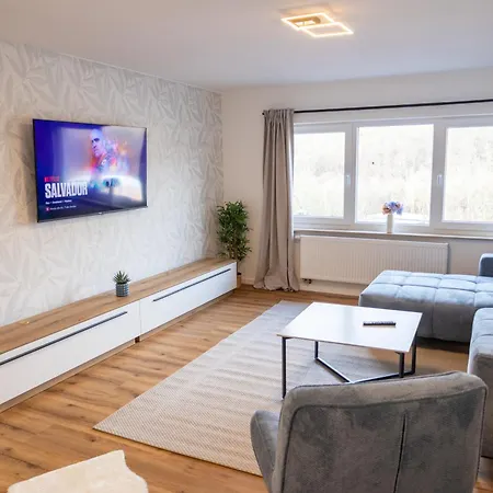 Modernes 100 Qm Mit 2 Schlafzimmern Lägenhet Siegen