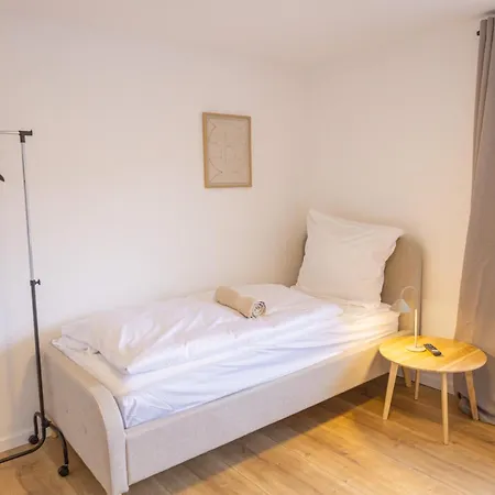 Modernes 100 Qm Mit 2 Schlafzimmern Apartamento Siegen