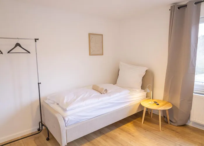 Modernes 100 Qm Mit 2 Schlafzimmern Lägenhet Siegen