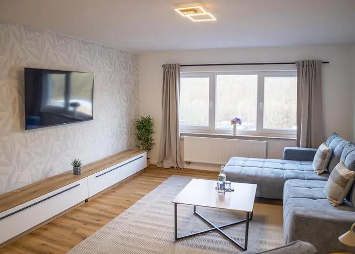 Lägenhet Modernes 100 Qm Mit 2 Schlafzimmern *