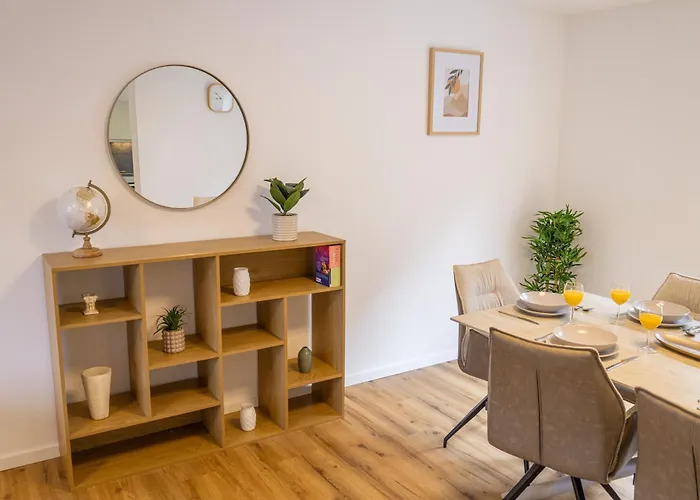 Lägenhet Modernes 100 Qm Mit 2 Schlafzimmern